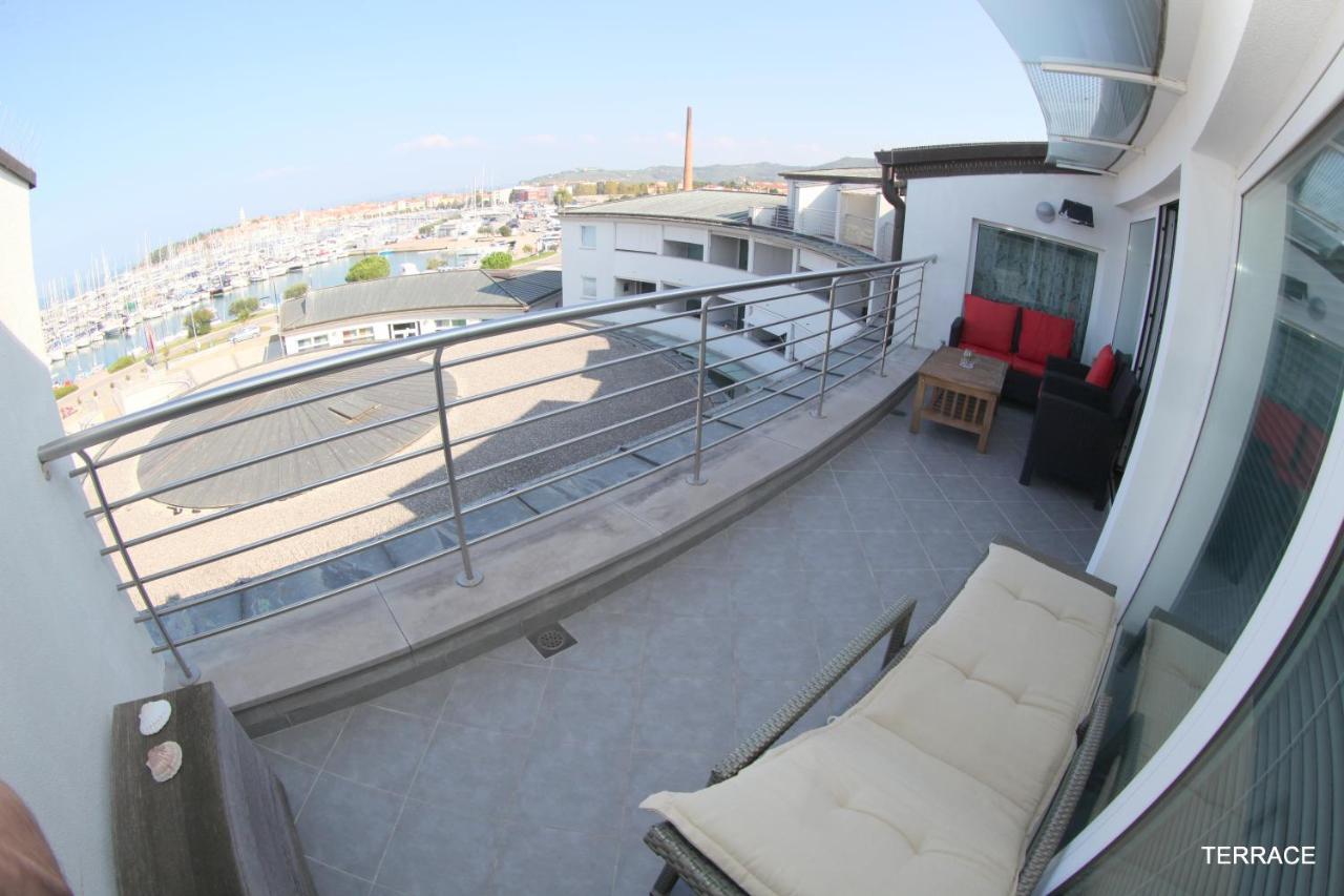 Luxury Marina View Apartment イゾラ エクステリア 写真